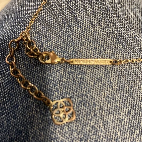 KENDRA SCOTT DRUSY PENDANT NECKLACE IN IRIDESCENT - Picture 5 of 10